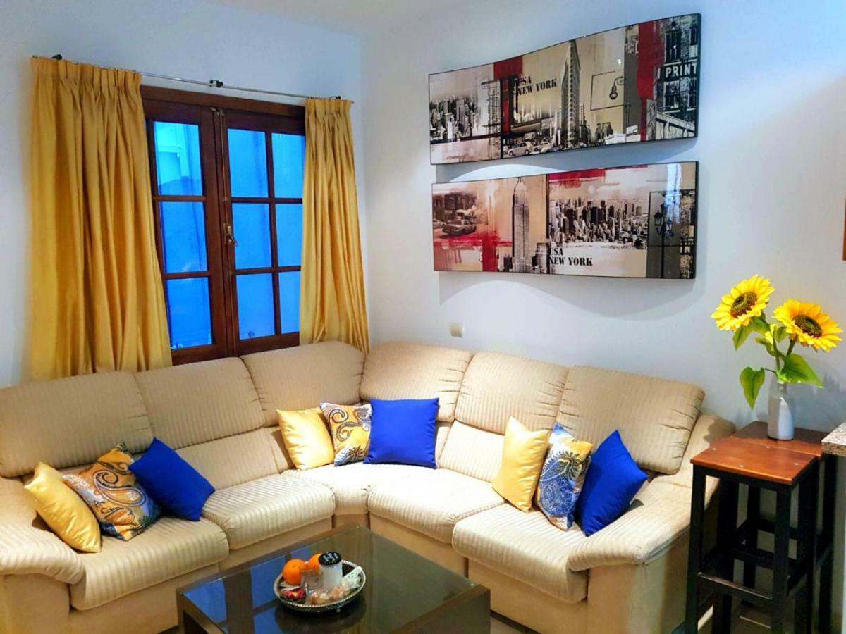 Apartamento Mon Cheri Малага Екстер'єр фото